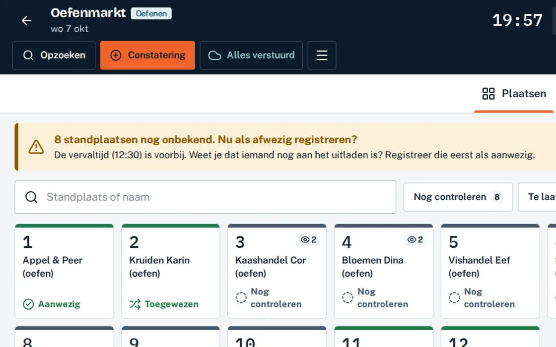 Tablet-app voor de marktmeester: standplaatsen met aanwezigheidsstatus